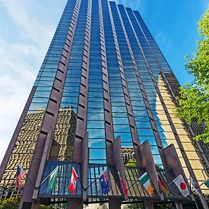 https://crowne-plaza.seattlehotelsites.com